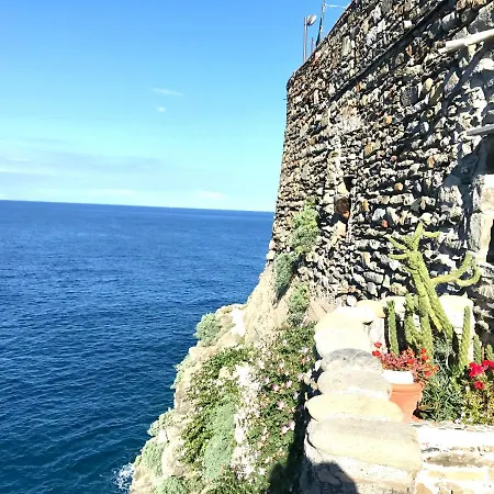 La Marina Tower With Private Sea View Terrace Apartman