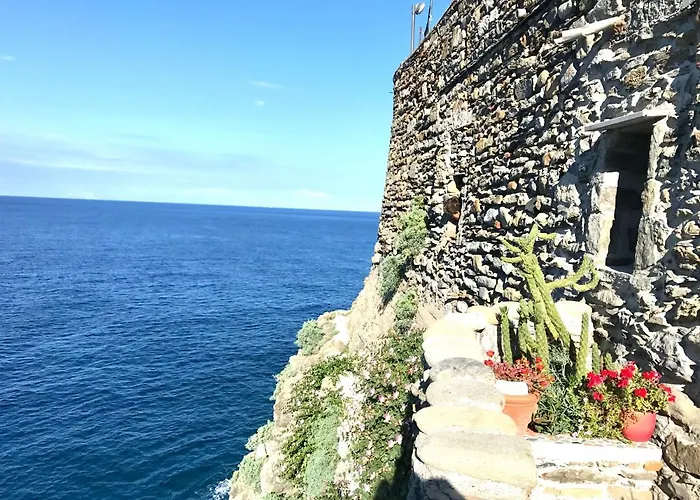 La Marina Tower With Private Sea View Terrace شقة