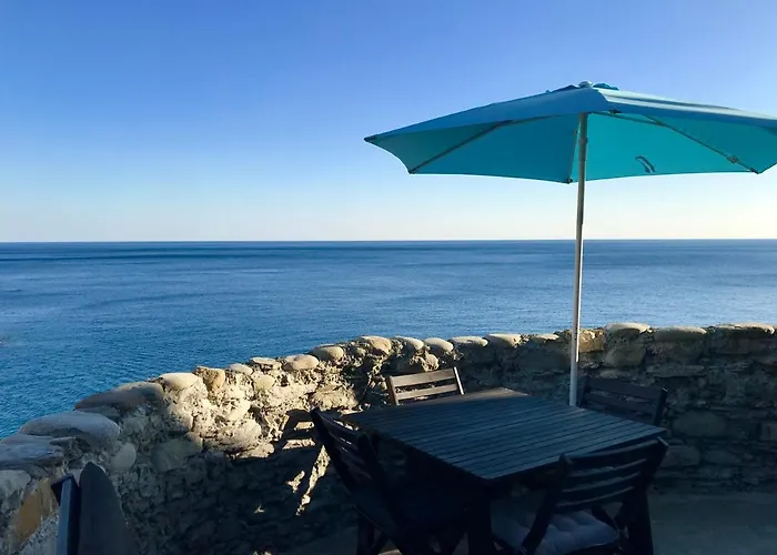 La Marina Tower With Private Sea View Terrace شقة